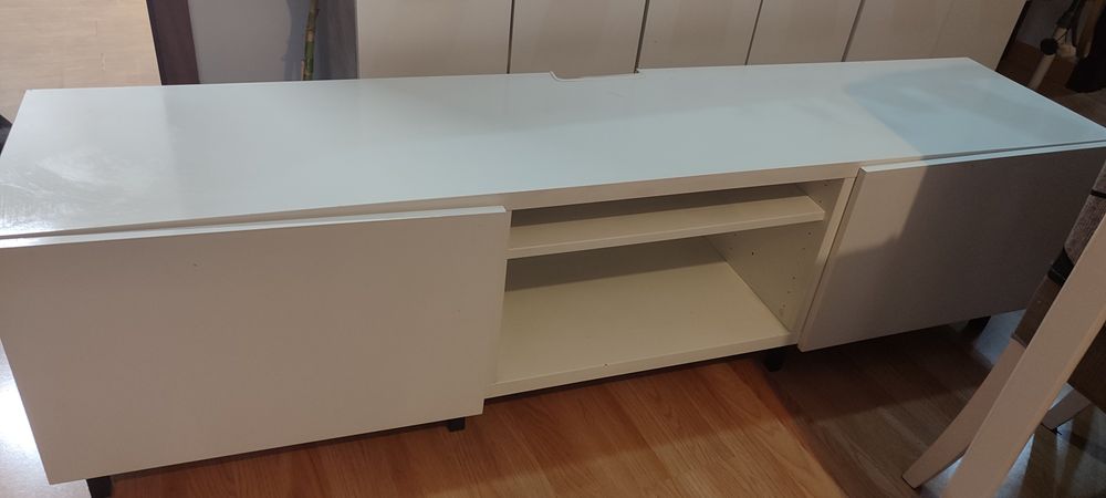 Móvel de TV ou de apoio