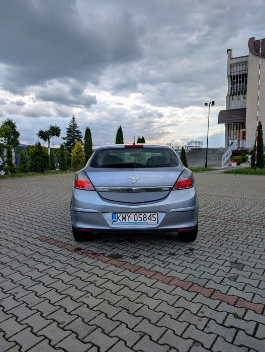 Opel Astra H GTC