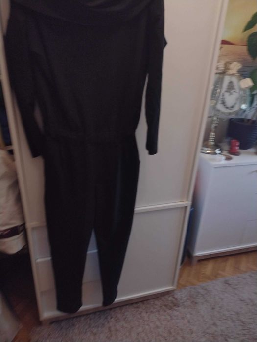 Sprzedam czarny damski kombinezon rozm. 40