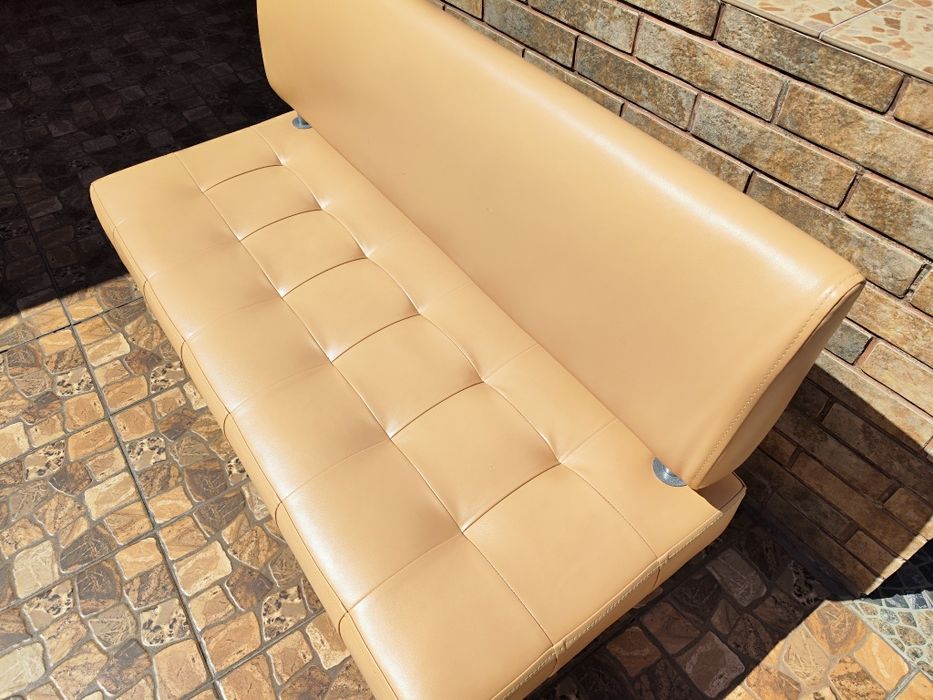 Мини - диван .Как новый .