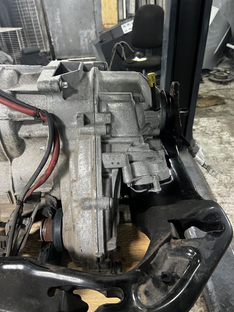Роздатка BMW X5 F15 X6 F16 ATC45L раздатка БМВ Х5 Ф15 Ф16