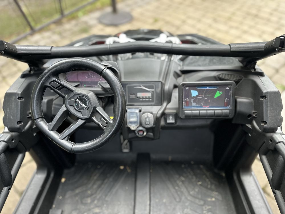 Auto na akumulator buggy Can-am Maverick Turbo RR 4x4 800W DK-CA001