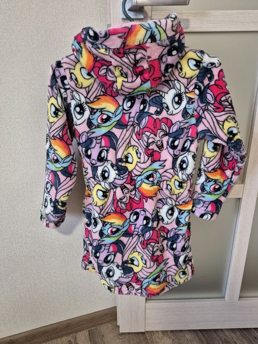 Халат теплий для дівчинки 6-8 років