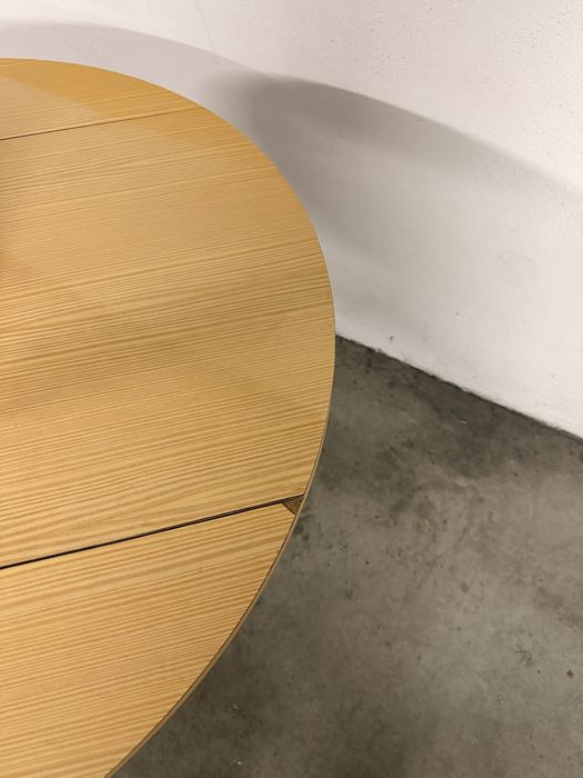 Mesa redonda vintage anos ‘70