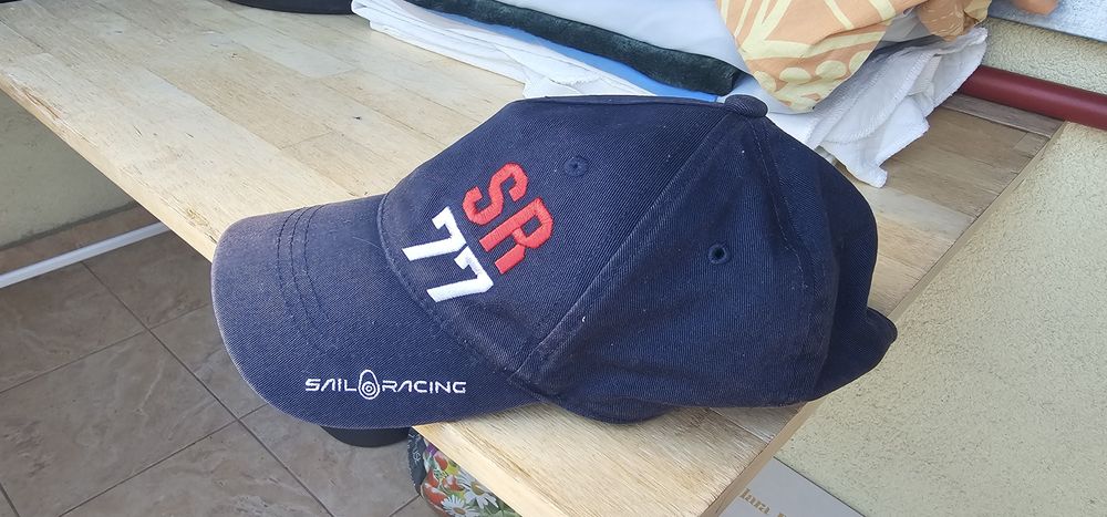 Sail Racing czapka z daszkiem rozmiar uniwersalny używana