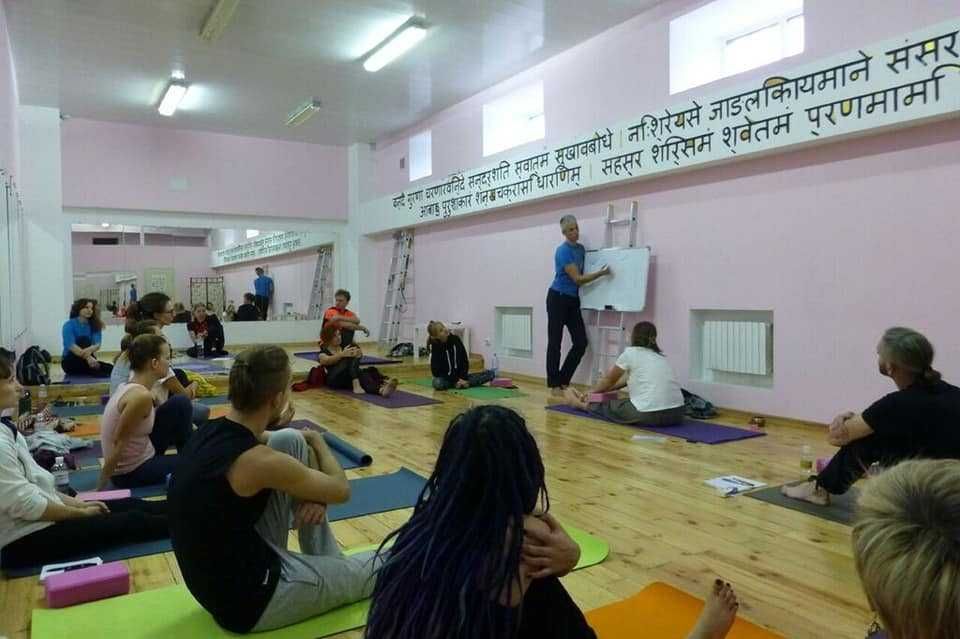 Грамотная и безопасная йога в Одессе. Международный сертификат препод.