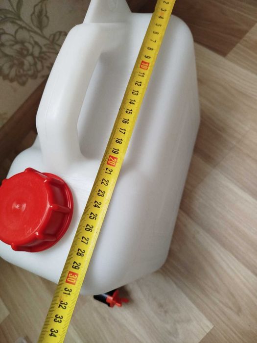 Каністра з краном для питної води 10-20л.Канистра с краном пищевая 10л