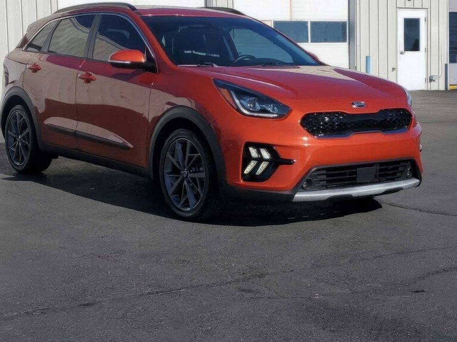 Kia Niro Touring      2020