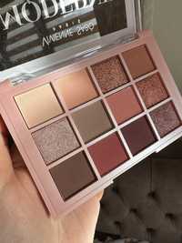 Палетка теней Vivienne Sabo Moderne Ballerine Eyeshadow Palette