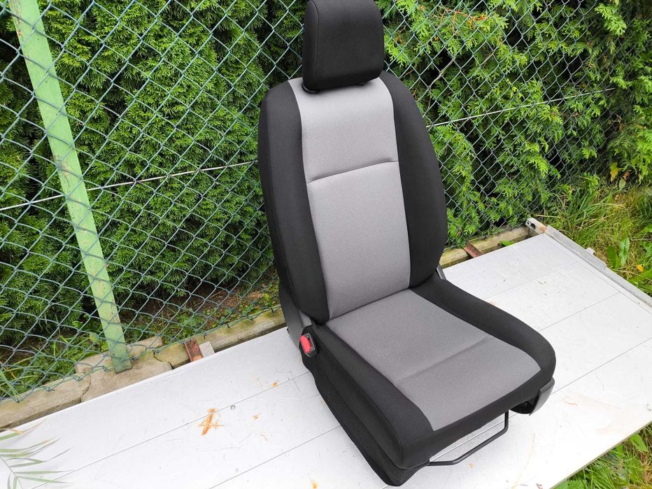 Fotel kierowcy Expert Traveller Proace Jumpy Space Tourer Proace 16-