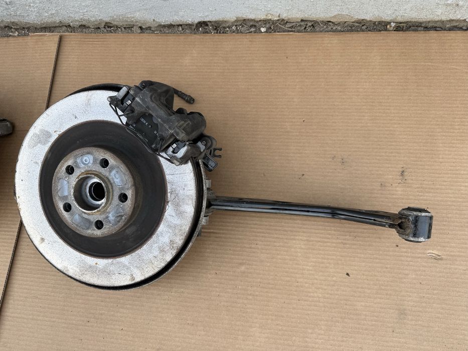 Volvo XC60 XC90 S90 V90 V60 S60 zwrotnica zacisk wahacz tył