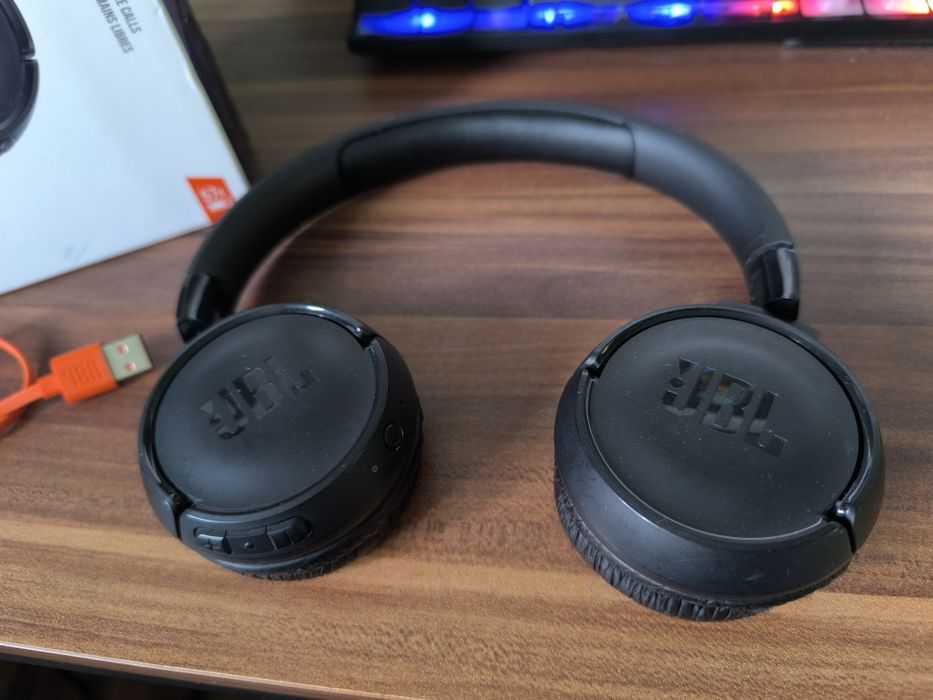 Headphone JBL Wireless TUNE 520 BT