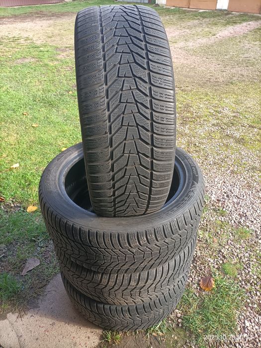Sprzedam opony zimowe Hankook Winter i*cept evo 3 245/45 R19 (rok 2020