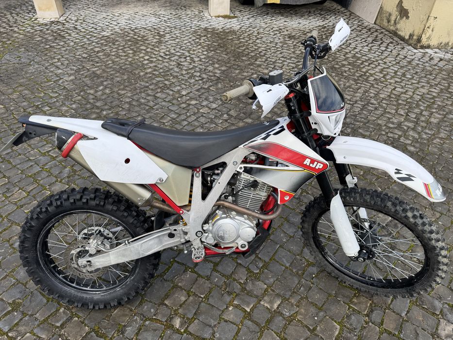 AJP PR4 125cc 4t 2021