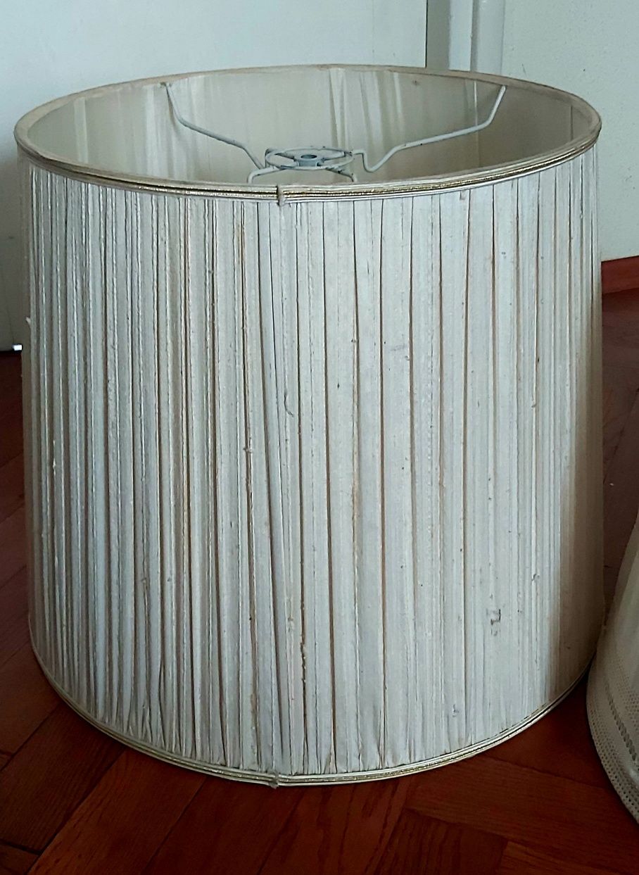 Abażur do lampy stojącej