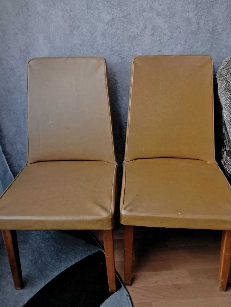 Надежное кресло со спинкой