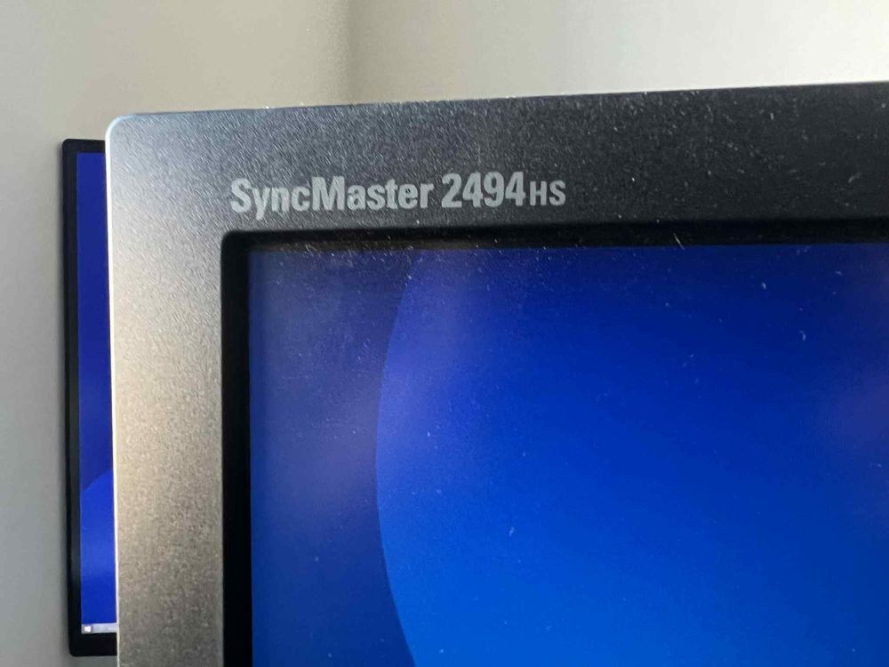 Monitor Samsung syncmaster 2494 HS