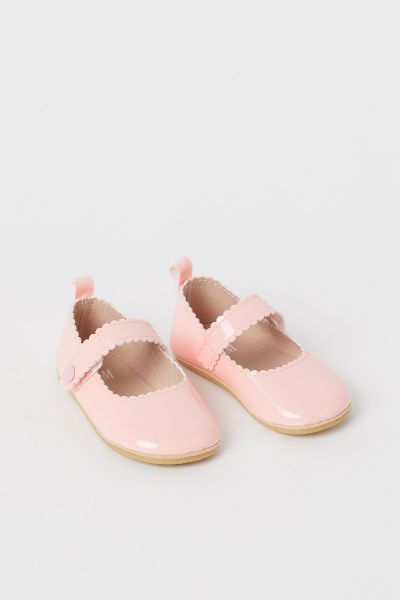 Туфлі для новонароджених