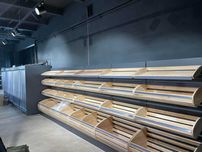 Торгові стелажі. Торгове обладнання в магазин. Каса. Гачки. Прилавки