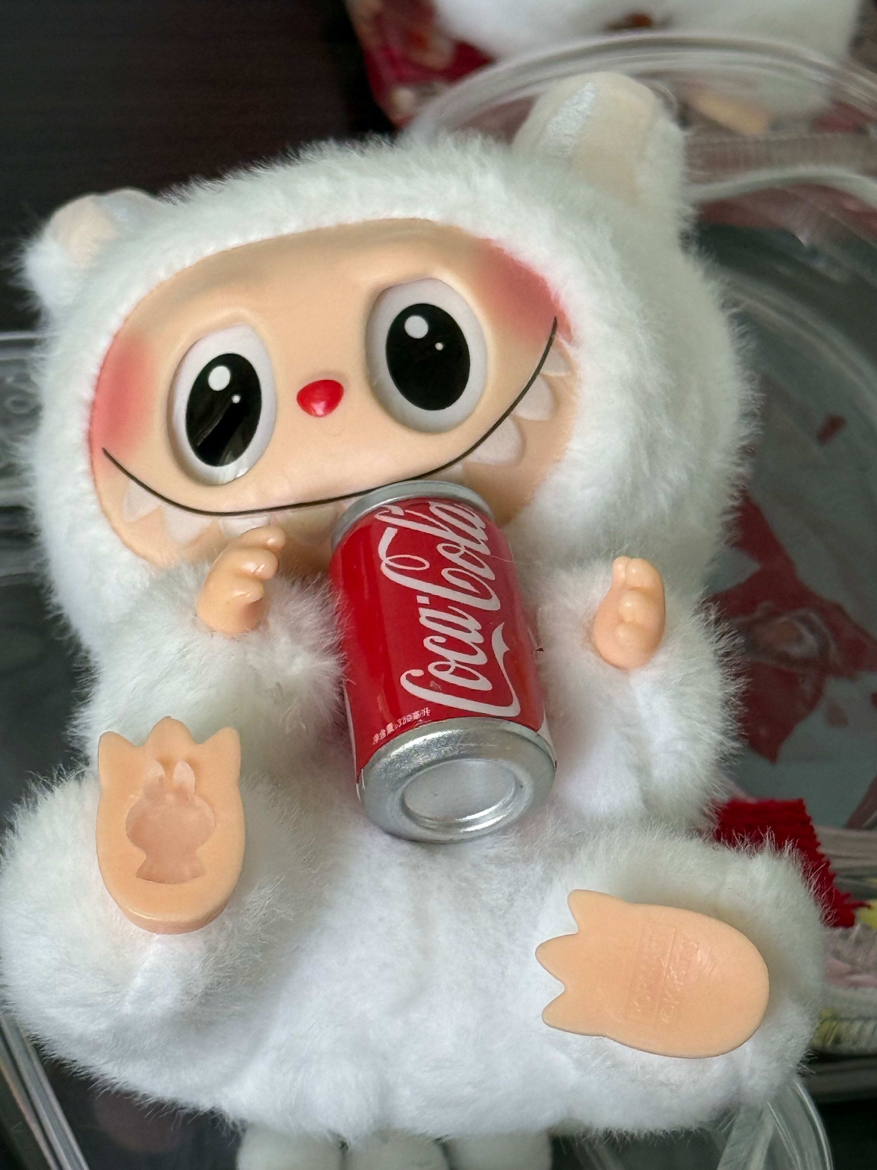 Лімітка labubu з coca cola