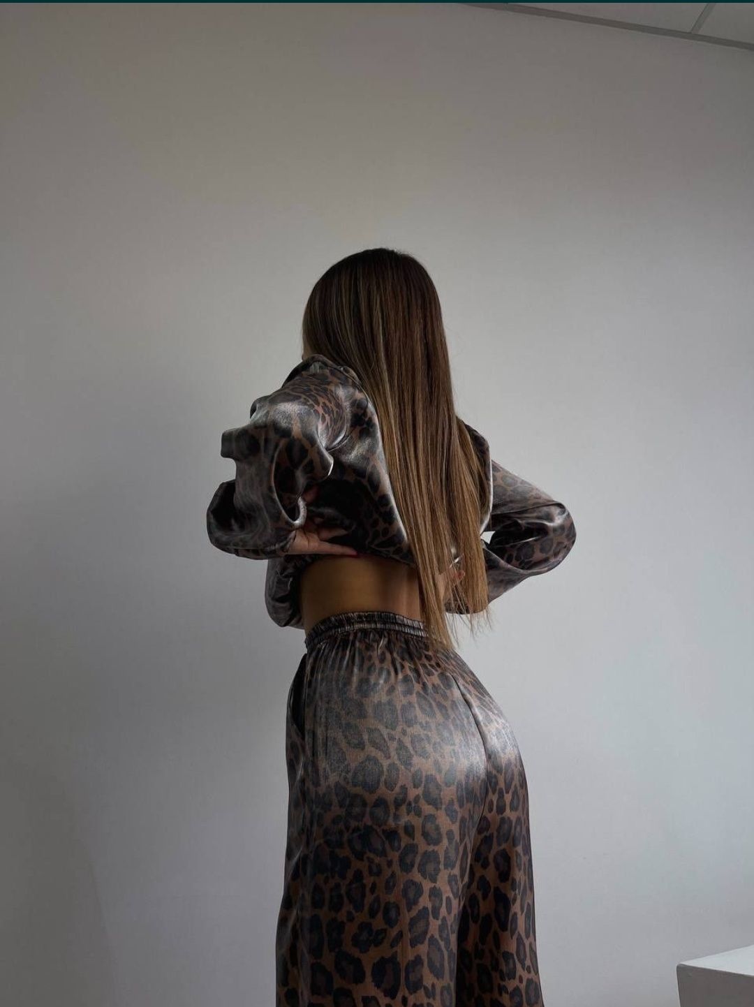 Акція!! Жіночий Леопардови костюм 
Бомбер + брюки