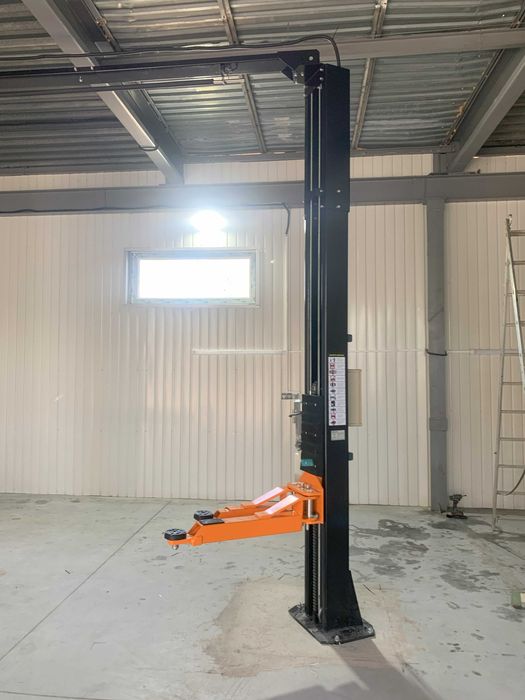 Автомобільний підйомник 2х-стоїчний 4т асиметричний Well Kraft 3140