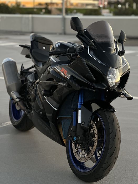SUZUKI GSXR1000RA ABS - Full Extras!