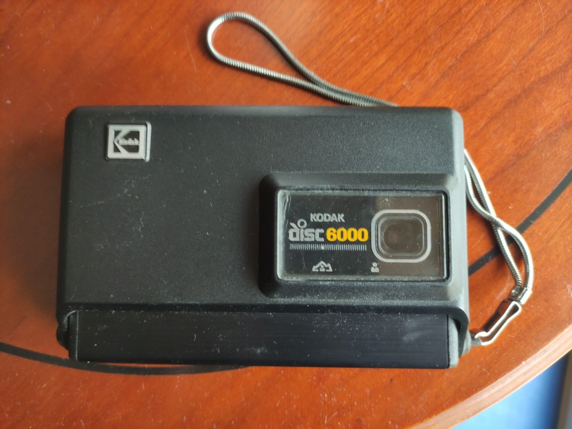 Máquina fotográfica de disco - Kodak 6000 disk 
Kodak 6000 Disk - com