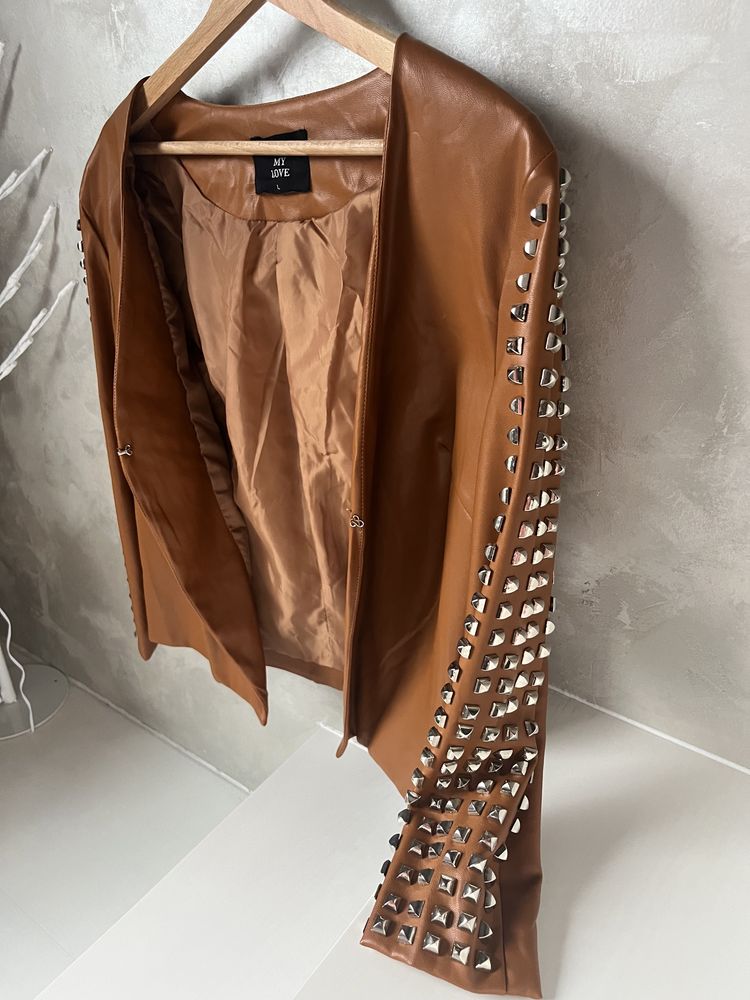 Marynarka camel cwieki