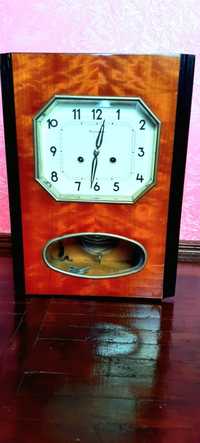 Часы Янтарь с боем годинник янтарь з маятником