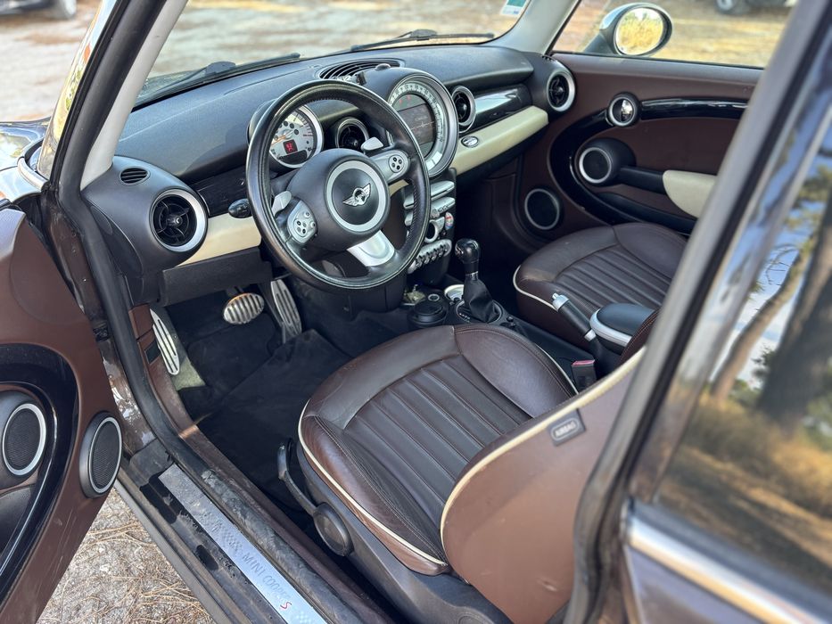 Mini Clubman Cooper S caixa automática com avaria