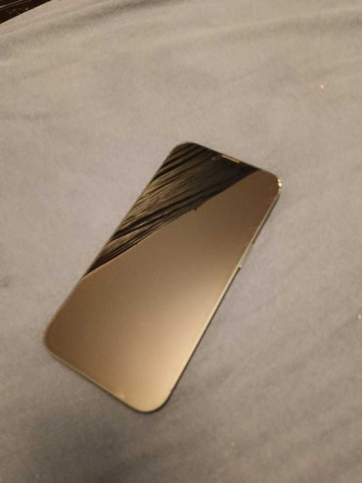 iPhone 14 – 128 GB – Model MPUF3PX/A – Stan bardzo dobry