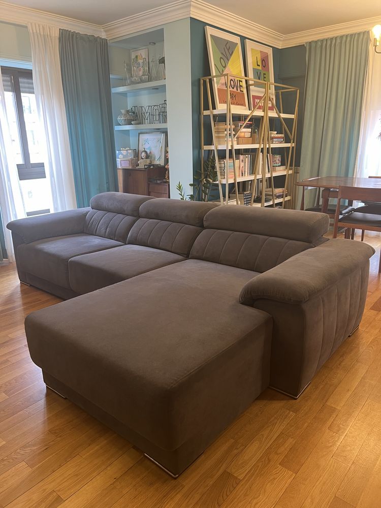 Sofa chaise-long cinzento