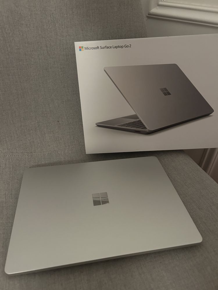 Computador Portátil Microsoft Surface Laptop Go 2 | 256GB SSD | 8GB