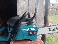 Pilarka Makita EA5600