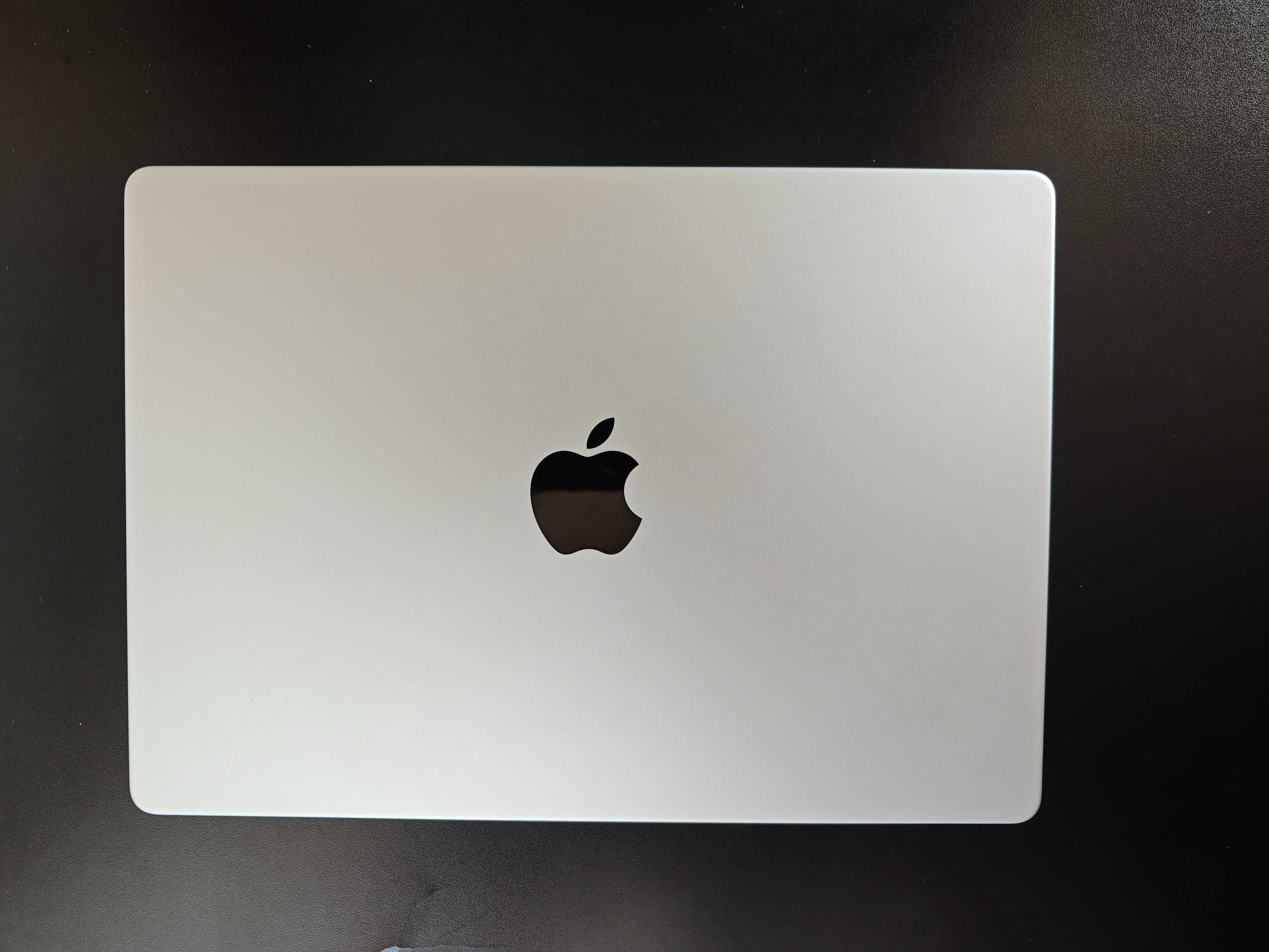 Macbook Pro M1 2022 - 1 TB- 16GB