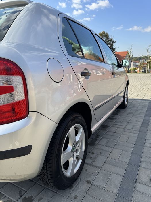 Okazja!! Skoda Fabia Ambient Lift 1.4 16V 142 przebiegu klima