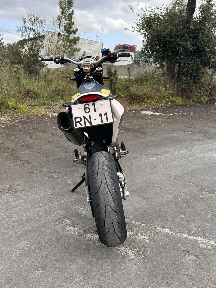 Husqvarna 701 Supermoto c/EXTRAS - 129€/mês