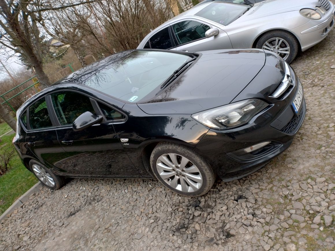 Opel Astra j lift homologacja ciężarowa