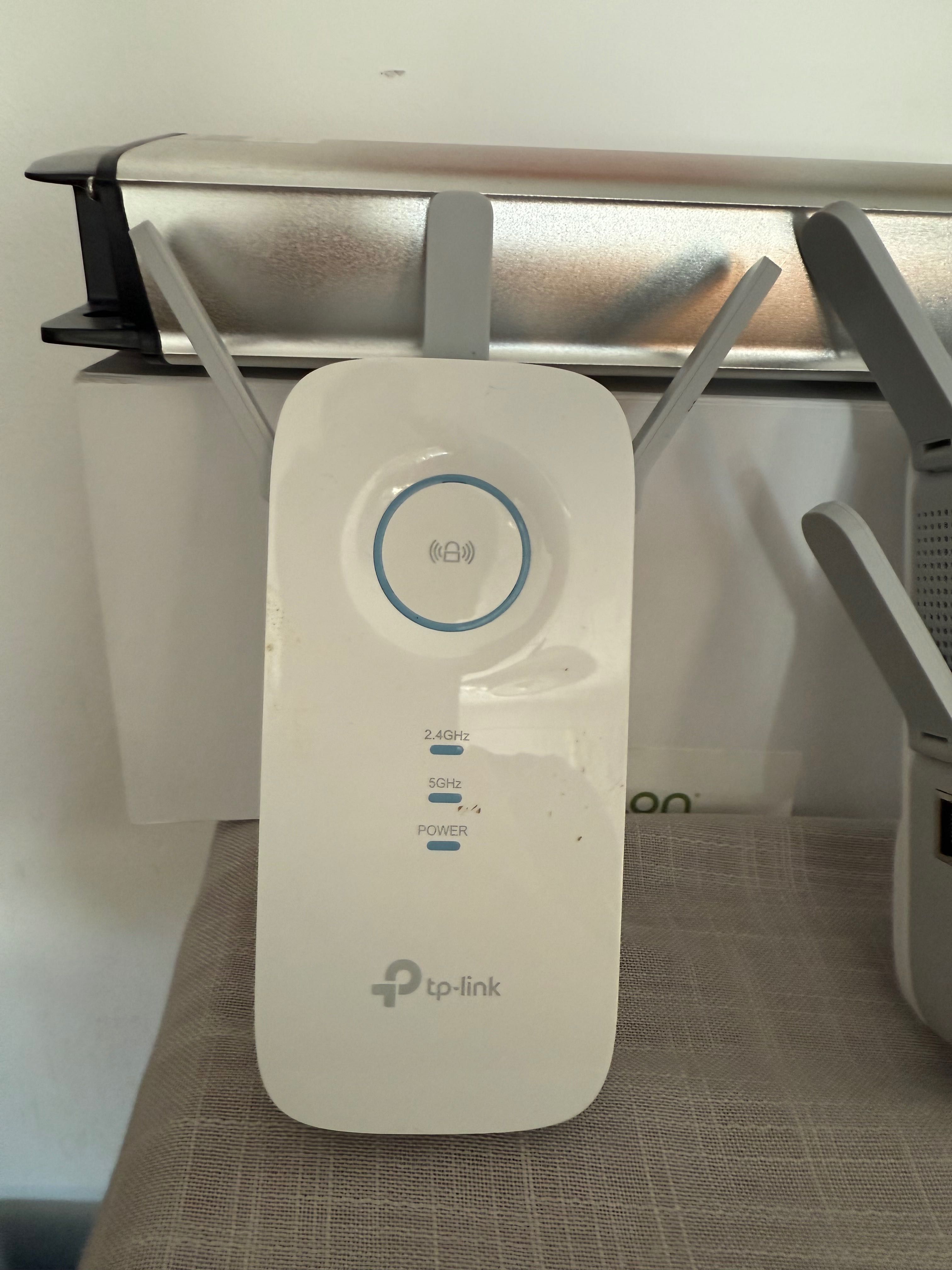 TP LINK router RE650 TP Link RE 450
