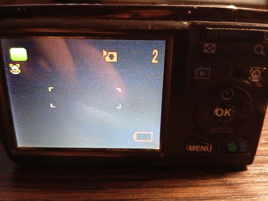 Продам майже працюючій фотоапарат