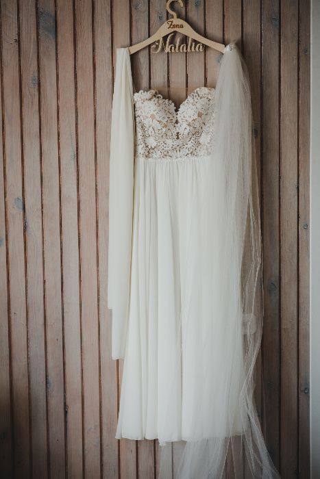Suknia ślubna,Ivory