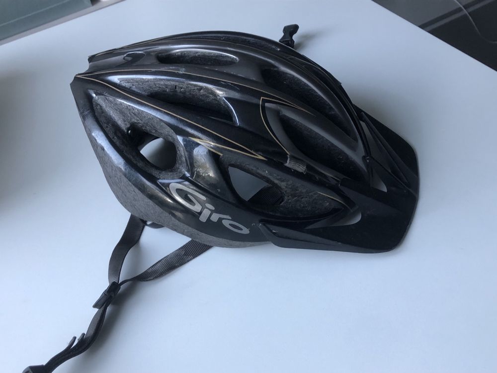 Kask Giro. Męski, M (52-59cm)