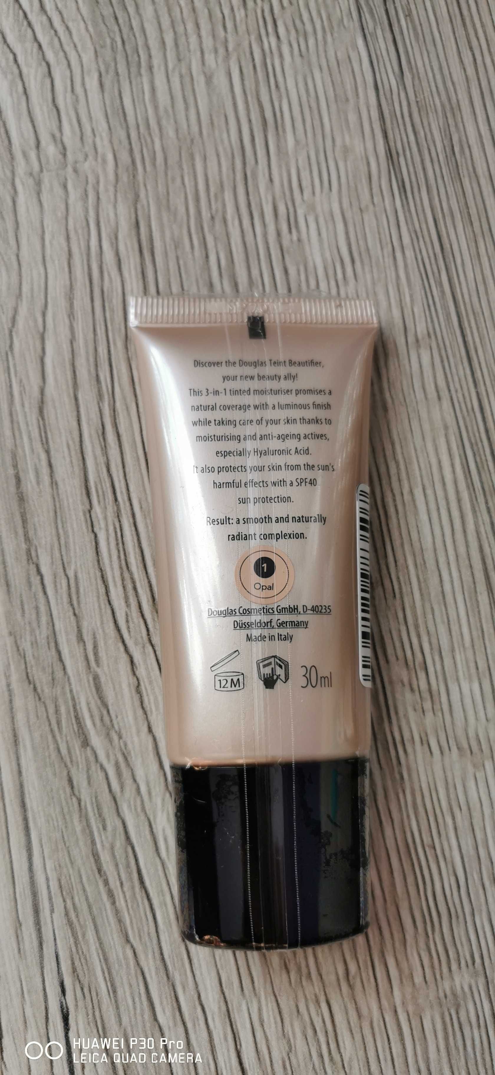 Krem koloryzujący Instant complexion beautifier Douglas 01 Opal