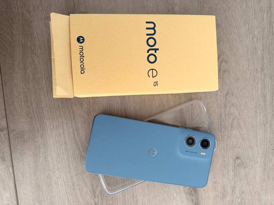 Moto E15 em excelente estado