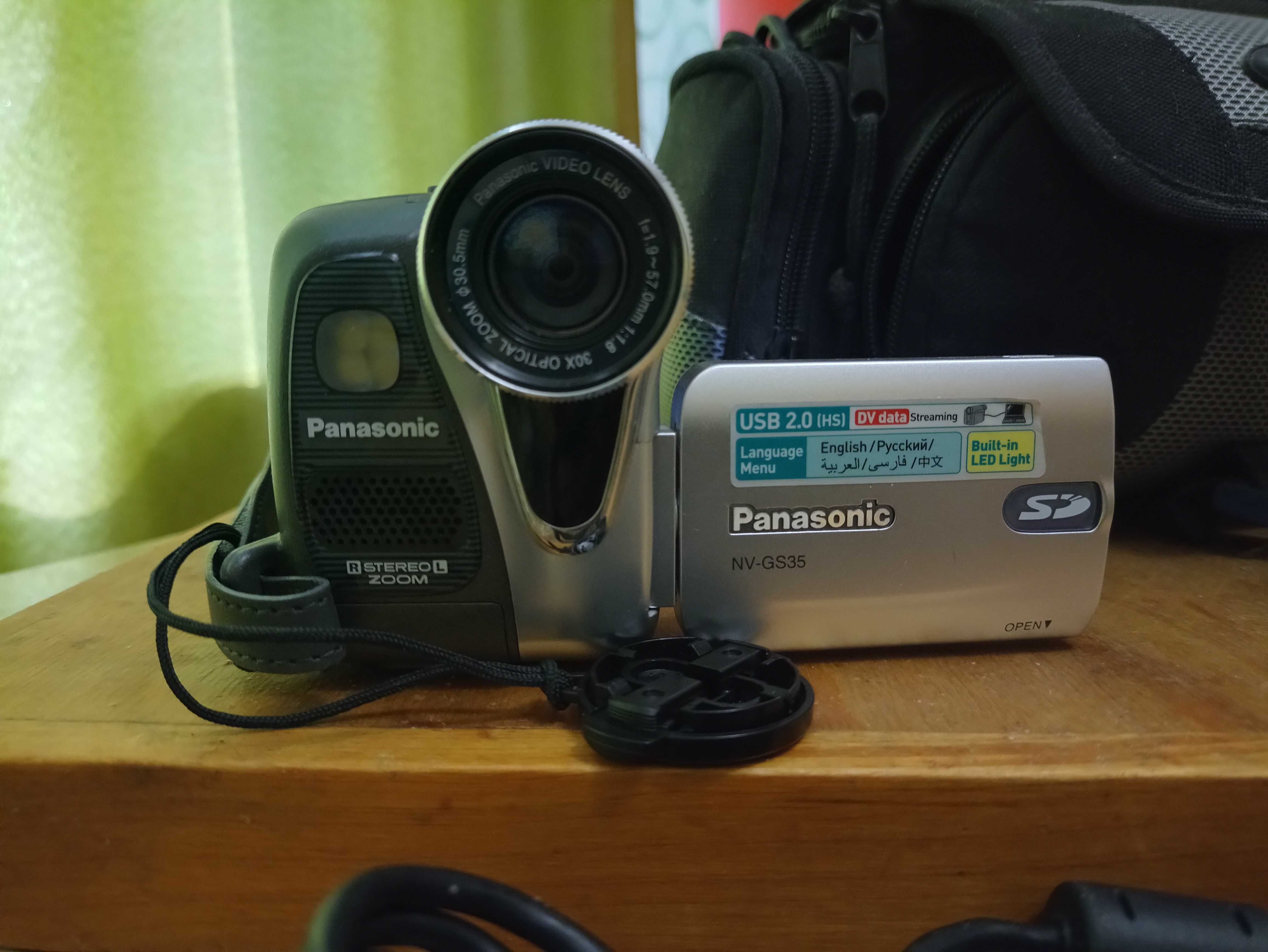 Цифровая видеокамера Panasonic NV GS35 в отличном состоянии