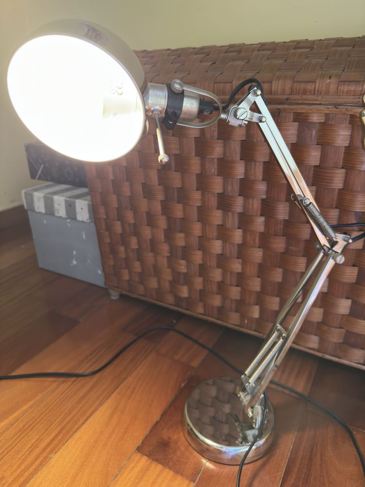 Candeeiro articulado Ikea