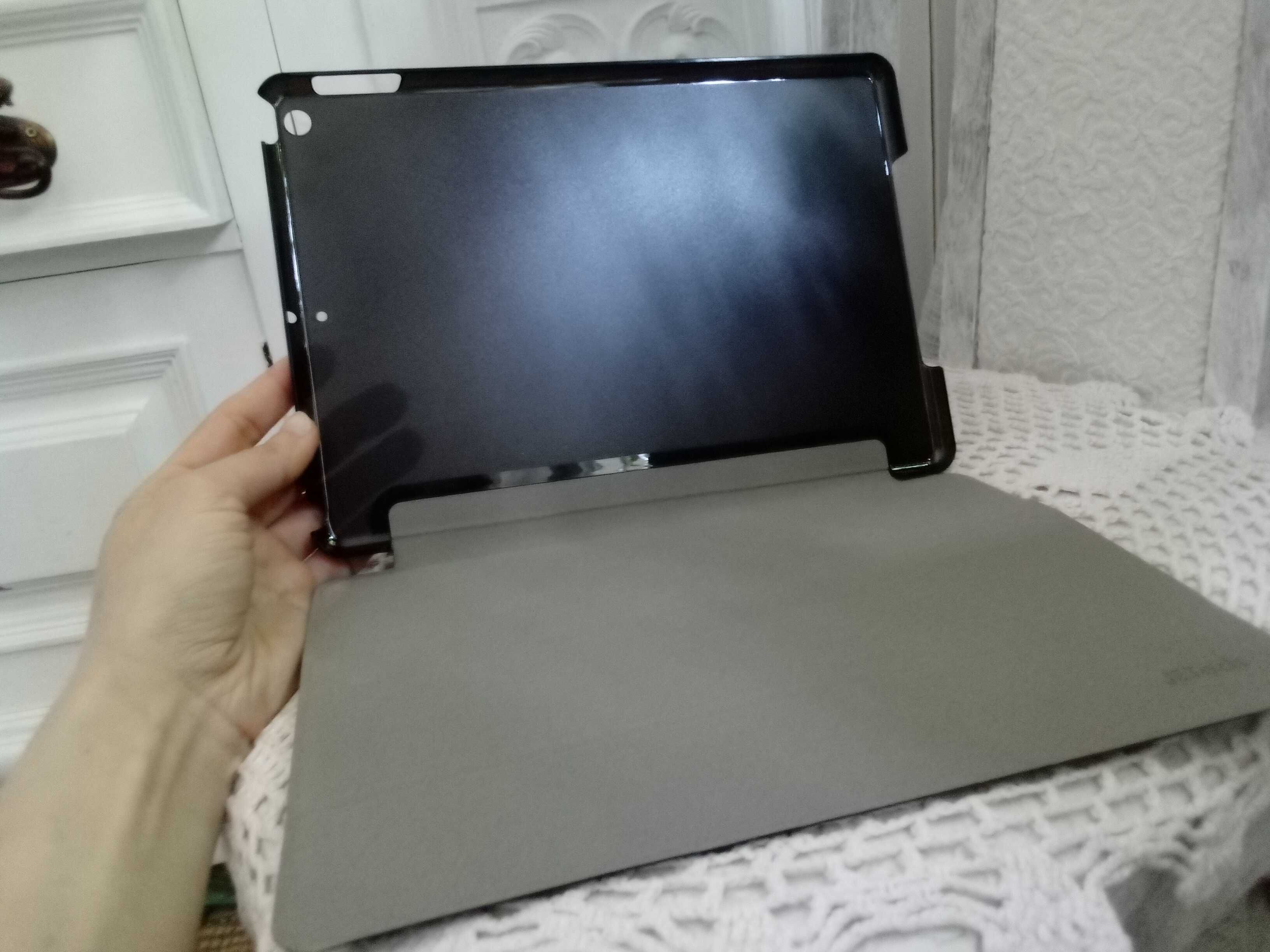 JETech Etui dla iPad 10,2" 9,8,7 Generacji Czarne pokrowiec opakowanie