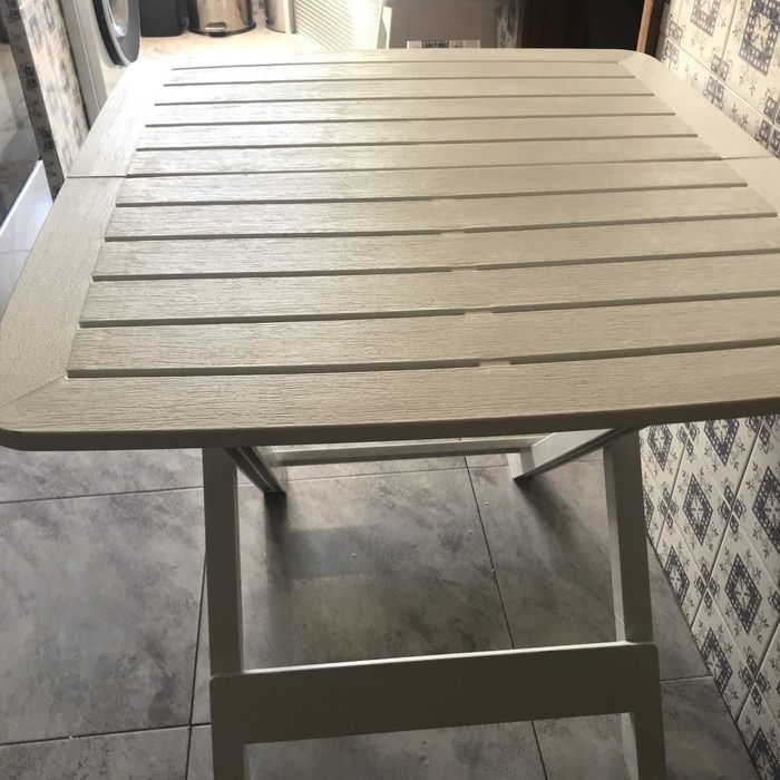 Mesa de cozinha ou jardim