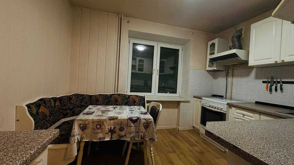 Оренда трикімнатної на Оболоні, Г. Дніпра 20б, Київ